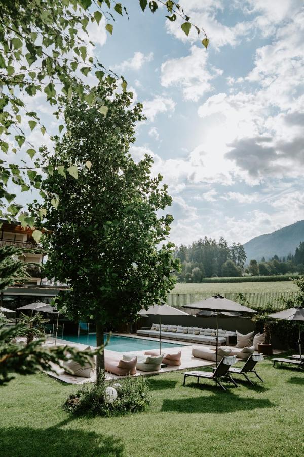 Hotel Petrus Brunico Bagian luar foto