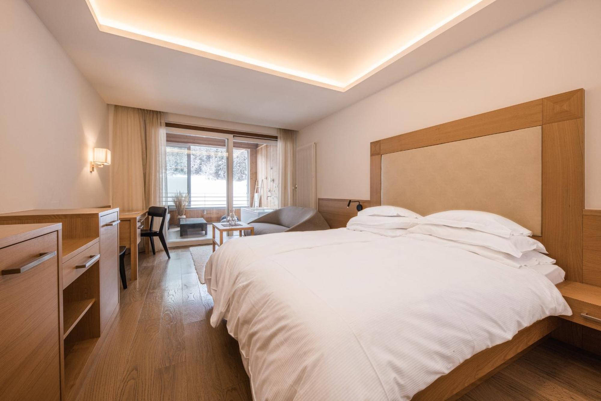 Hotel Petrus Brunico Bagian luar foto