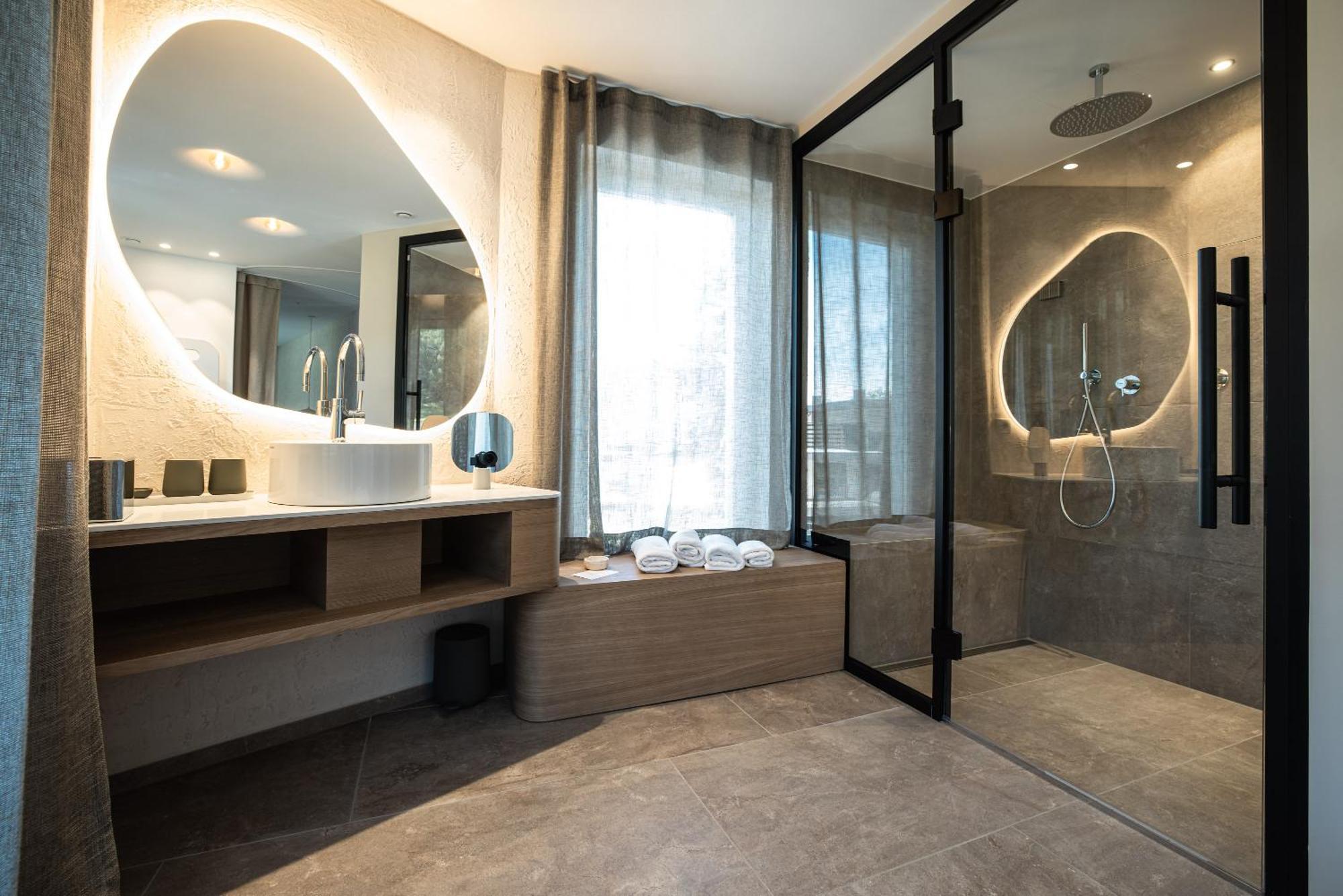 Hotel Petrus Brunico Bagian luar foto